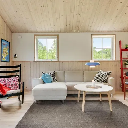 Finwith - 1-5km From The Sea In Lolland- Falster And Mon By Interhome Semesterbostad