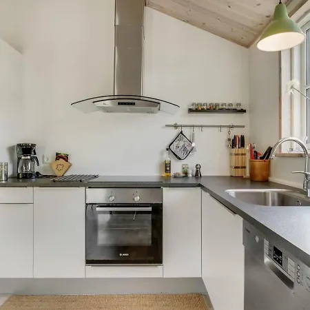 Semesterbostad Finwith - 1-5km From The Sea In Lolland- Falster And Mon By Interhome *
